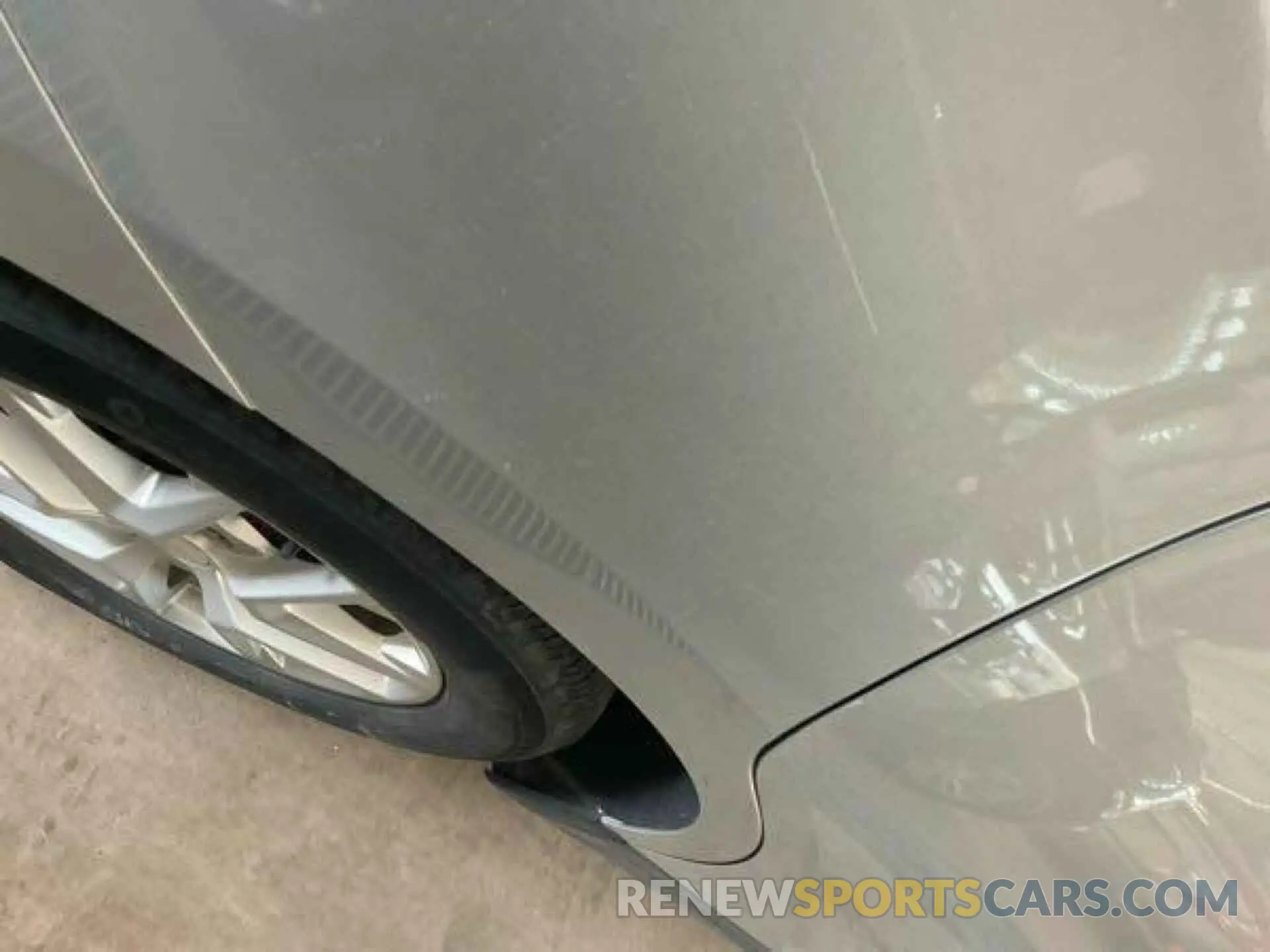 8 Photograph of a damaged car 3GNAXJEV0NL139055 CHEVROLET EQUINOX 2022