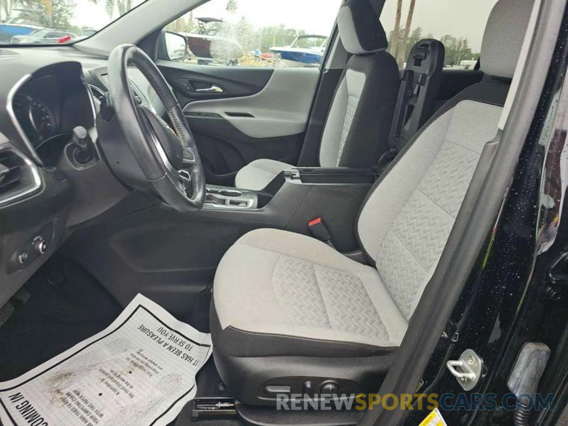 10 Photograph of a damaged car 3GNAXJEV0NL142747 CHEVROLET EQUINOX 2022