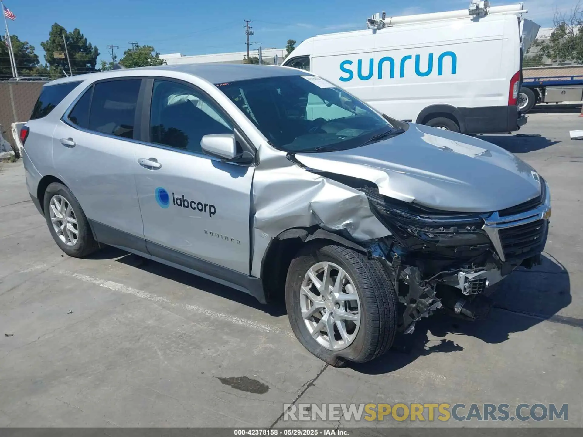 1 Photograph of a damaged car 3GNAXJEV0NL225353 CHEVROLET EQUINOX 2022