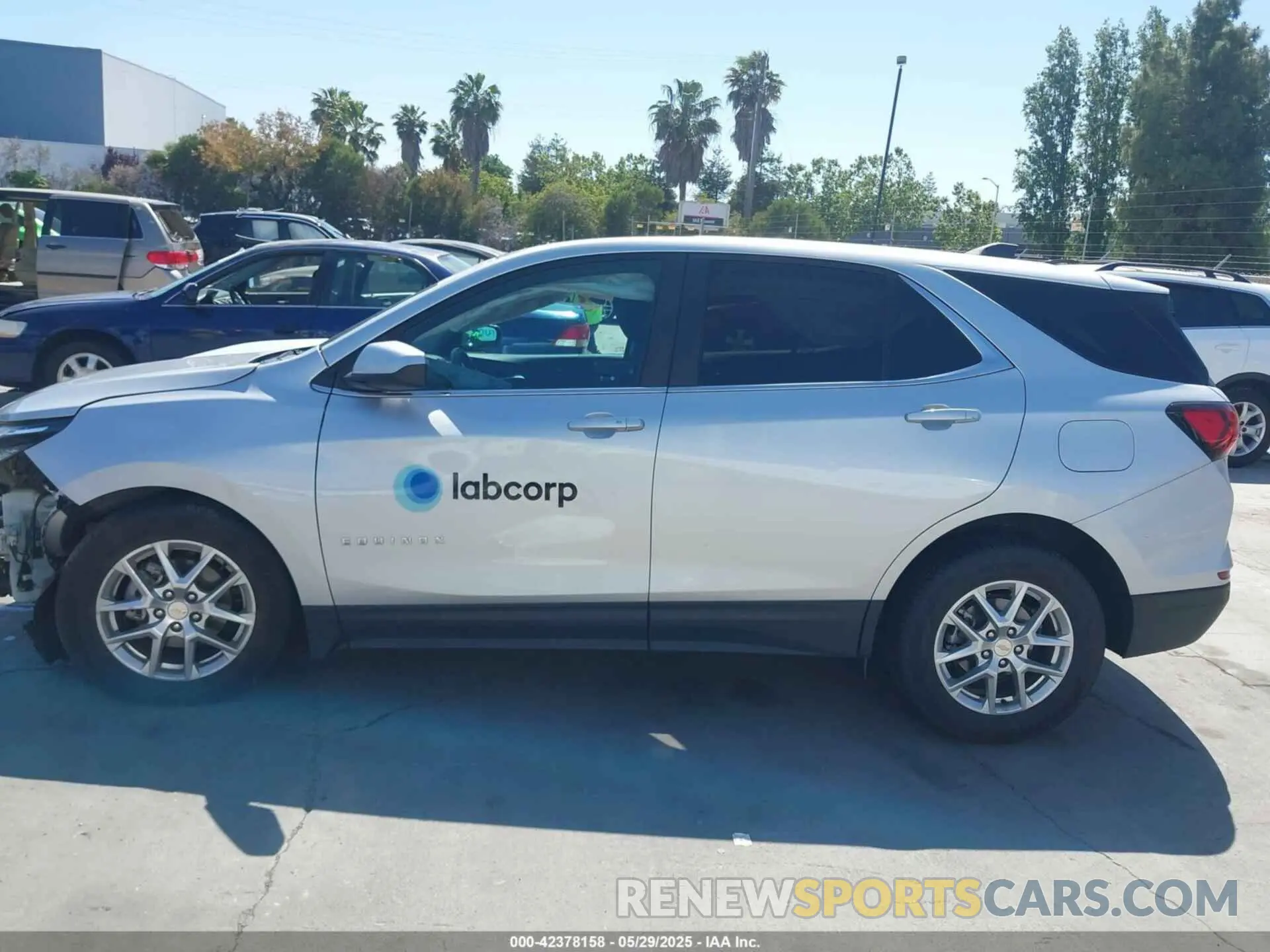 15 Photograph of a damaged car 3GNAXJEV0NL225353 CHEVROLET EQUINOX 2022