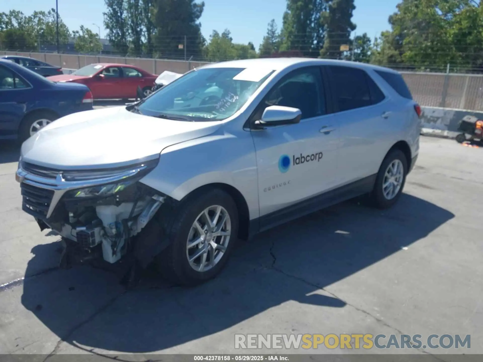 2 Photograph of a damaged car 3GNAXJEV0NL225353 CHEVROLET EQUINOX 2022