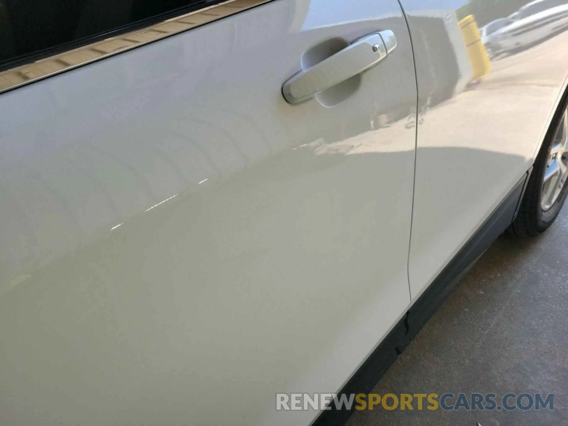 18 Photograph of a damaged car 3GNAXJEV1NL134916 CHEVROLET EQUINOX 2022