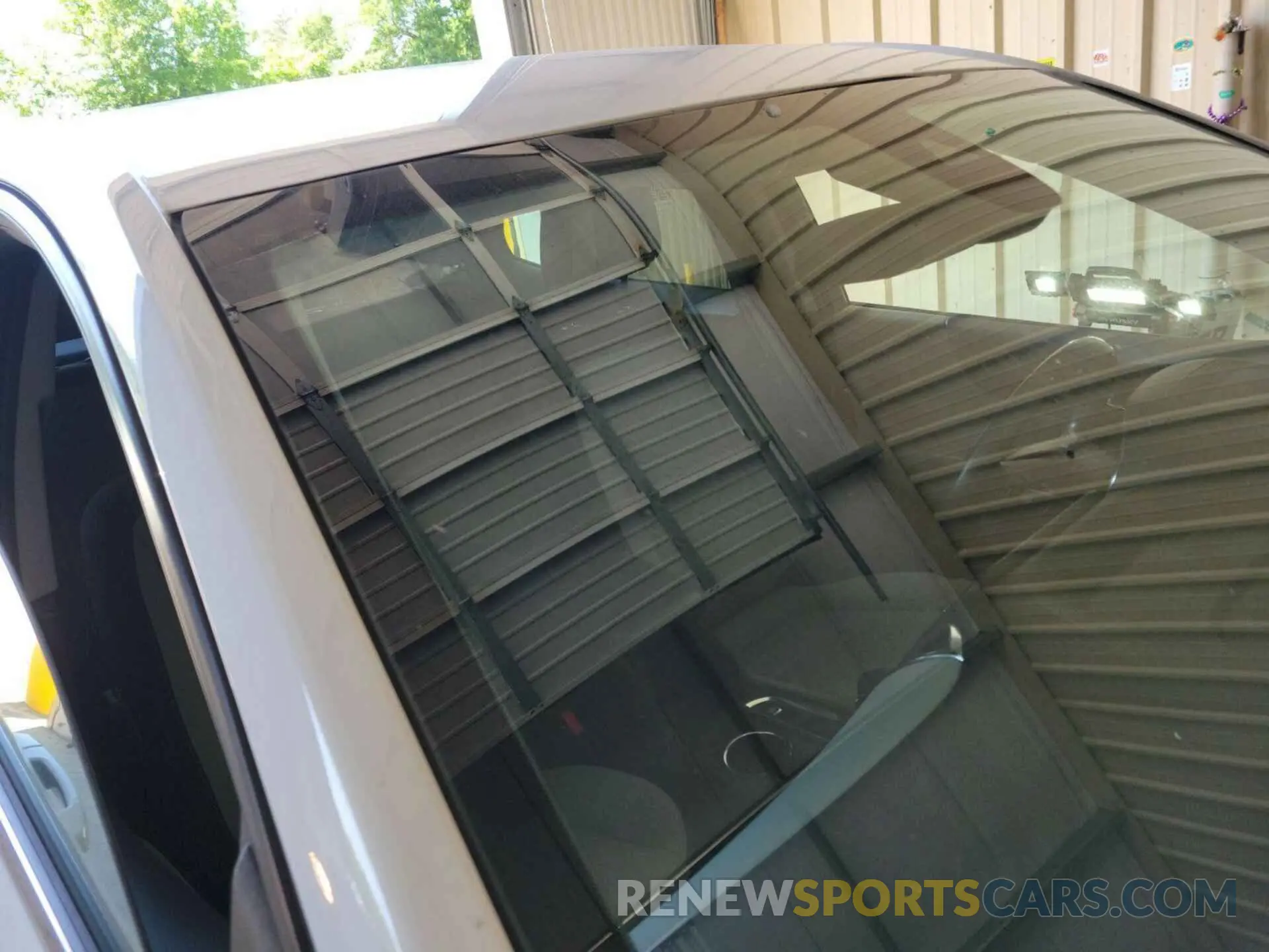 4 Photograph of a damaged car 3GNAXJEV1NL134916 CHEVROLET EQUINOX 2022