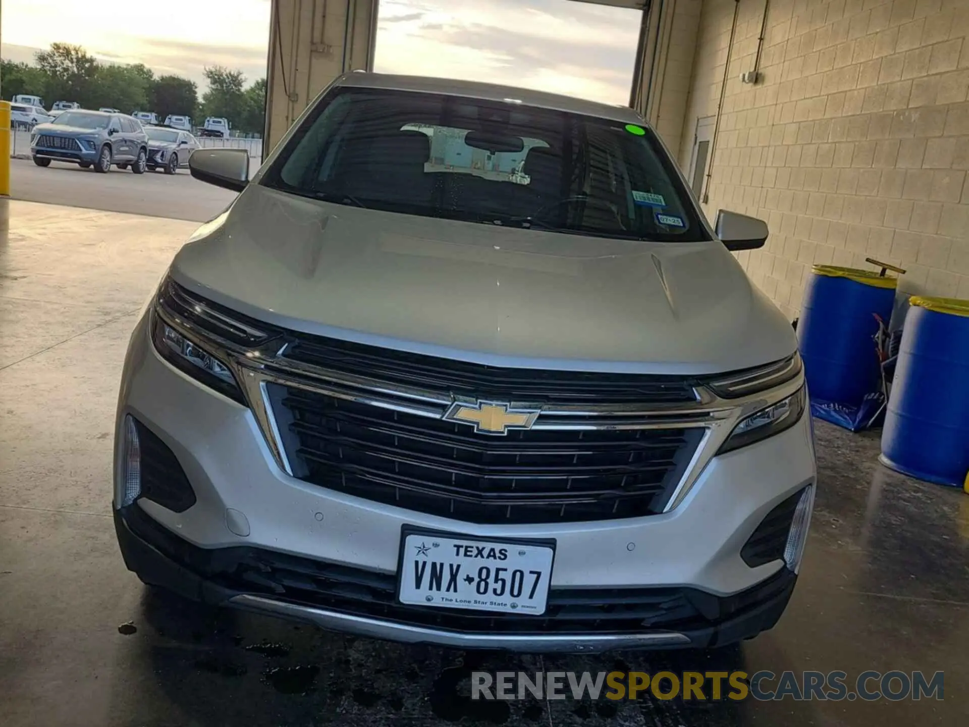 12 Photograph of a damaged car 3GNAXJEV2NL143687 CHEVROLET EQUINOX 2022