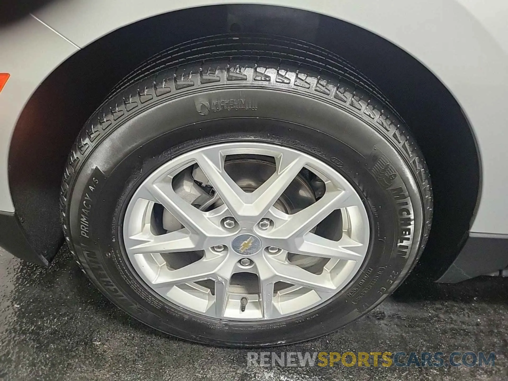 24 Photograph of a damaged car 3GNAXJEV2NL143687 CHEVROLET EQUINOX 2022