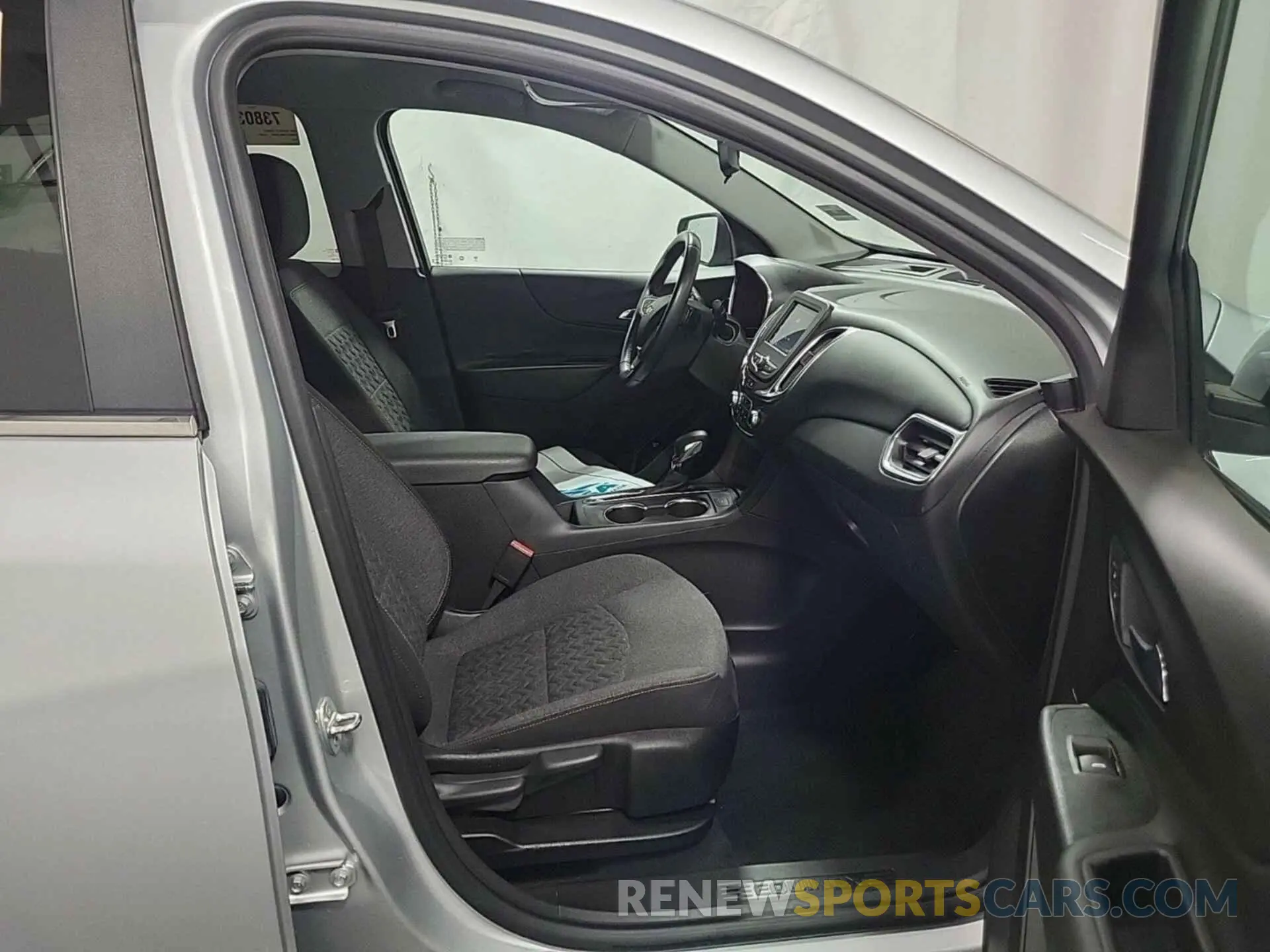 3 Photograph of a damaged car 3GNAXJEV2NL143687 CHEVROLET EQUINOX 2022