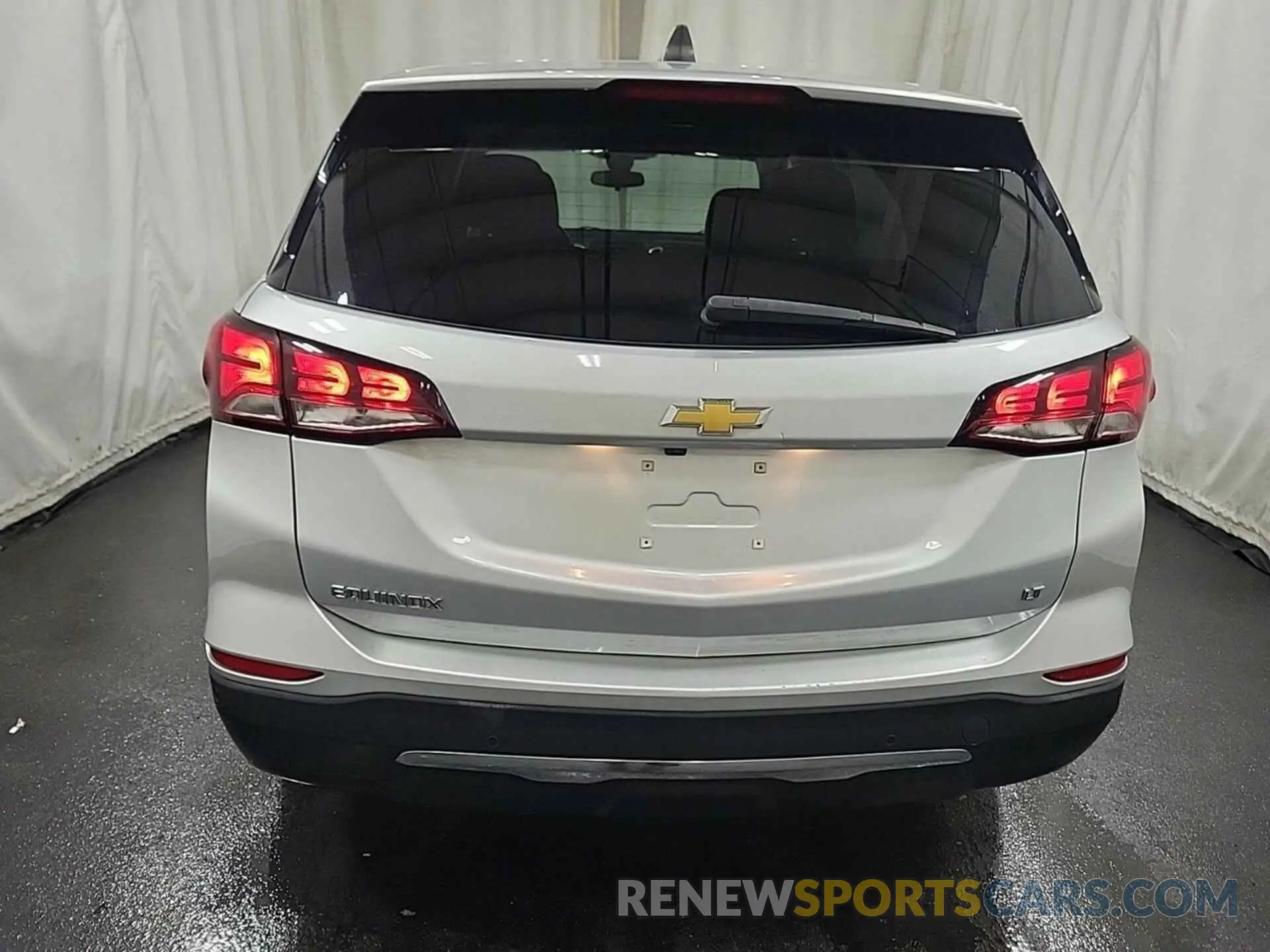 53 Photograph of a damaged car 3GNAXJEV2NL143687 CHEVROLET EQUINOX 2022