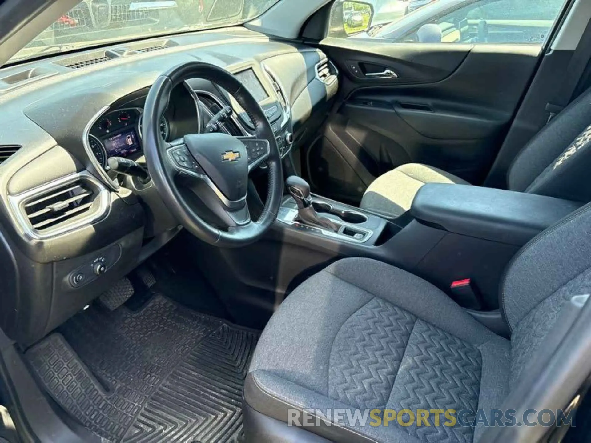 1 Photograph of a damaged car 3GNAXJEV3NL142354 CHEVROLET EQUINOX 2022