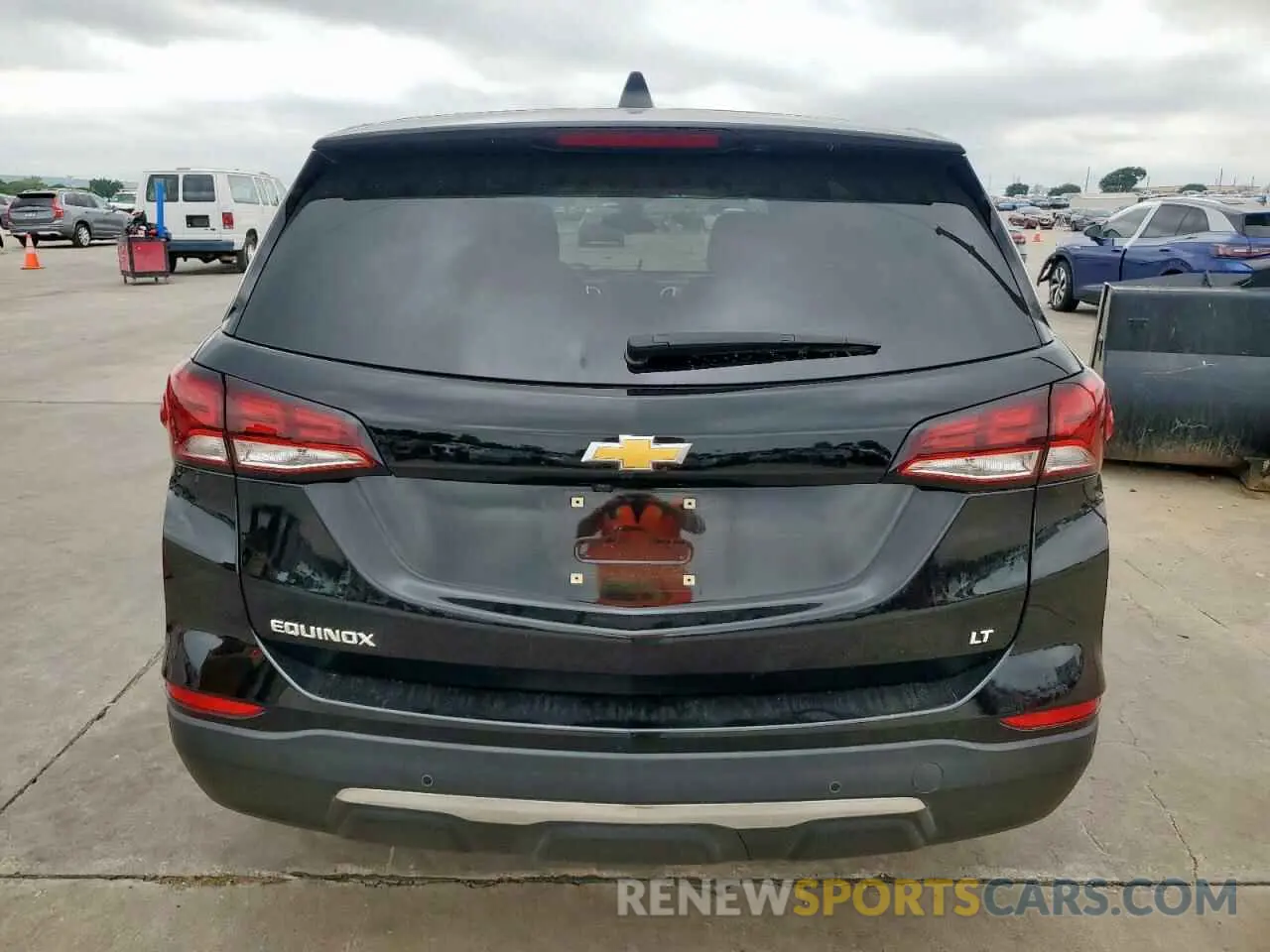 6 Photograph of a damaged car 3GNAXJEV3NL143083 CHEVROLET EQUINOX 2022