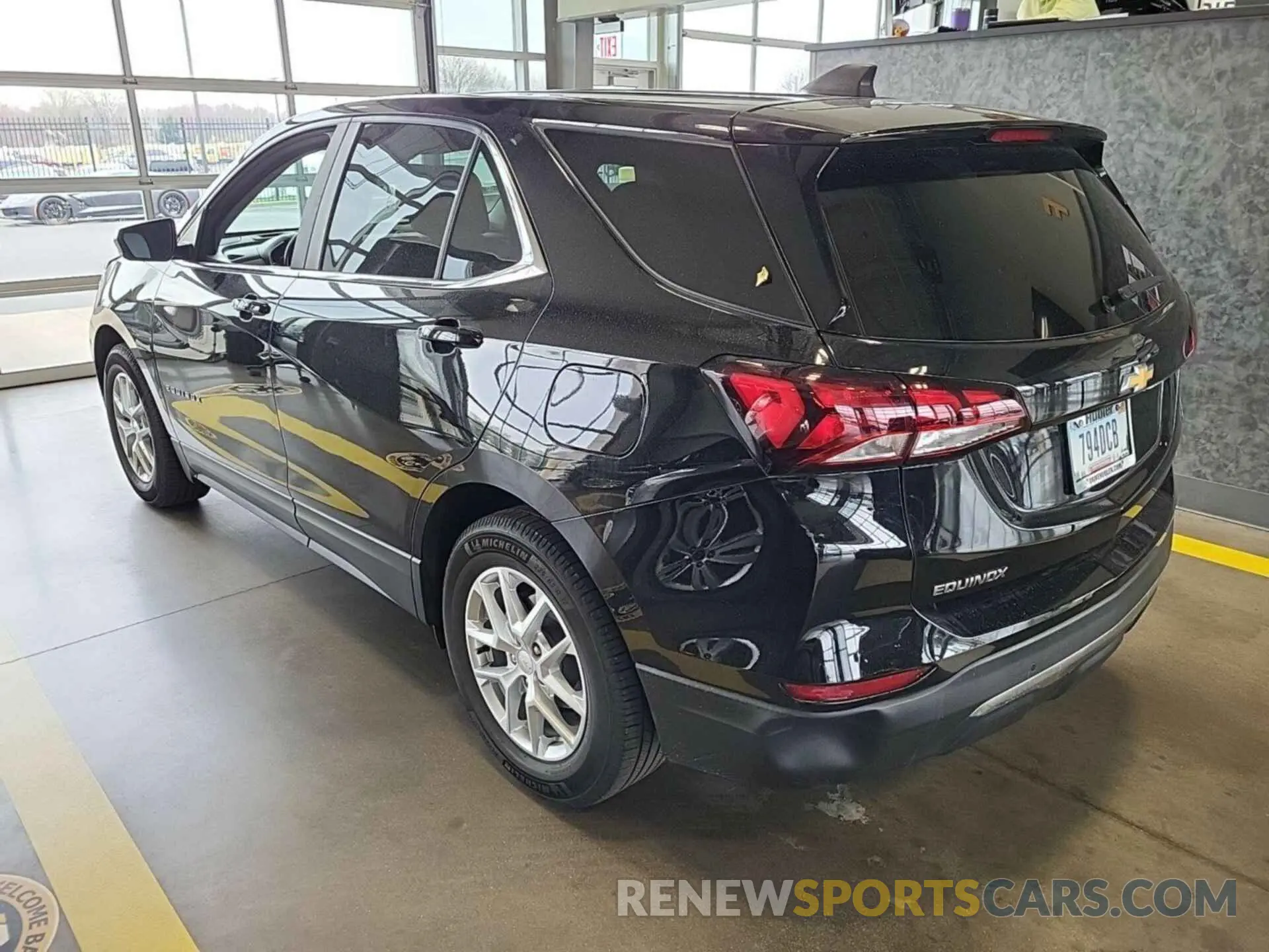 29 Photograph of a damaged car 3GNAXJEV3NL143276 CHEVROLET EQUINOX 2022