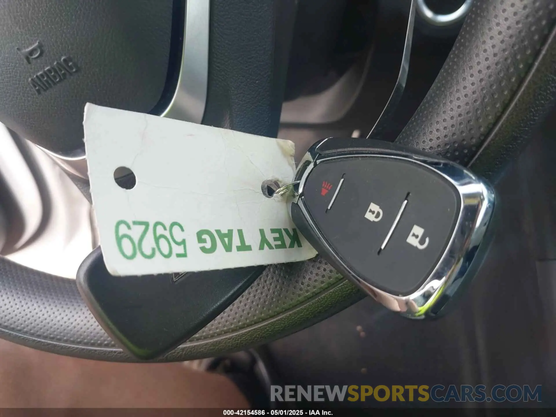 11 Photograph of a damaged car 3GNAXJEV3NL181171 CHEVROLET EQUINOX 2022
