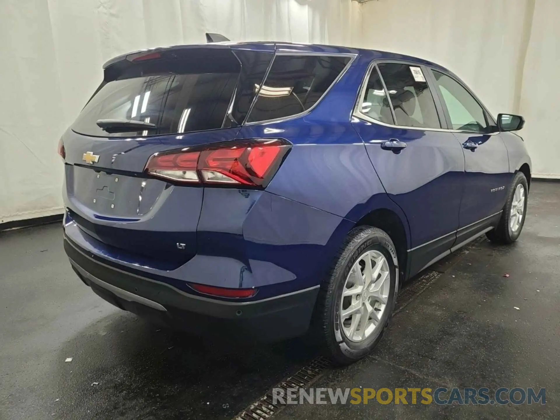 16 Photograph of a damaged car 3GNAXJEV5NL132697 CHEVROLET EQUINOX 2022