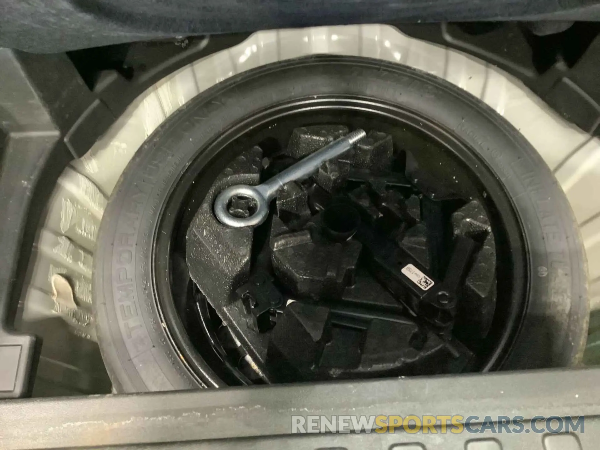 11 Photograph of a damaged car 3GNAXJEV5NL134949 CHEVROLET EQUINOX 2022