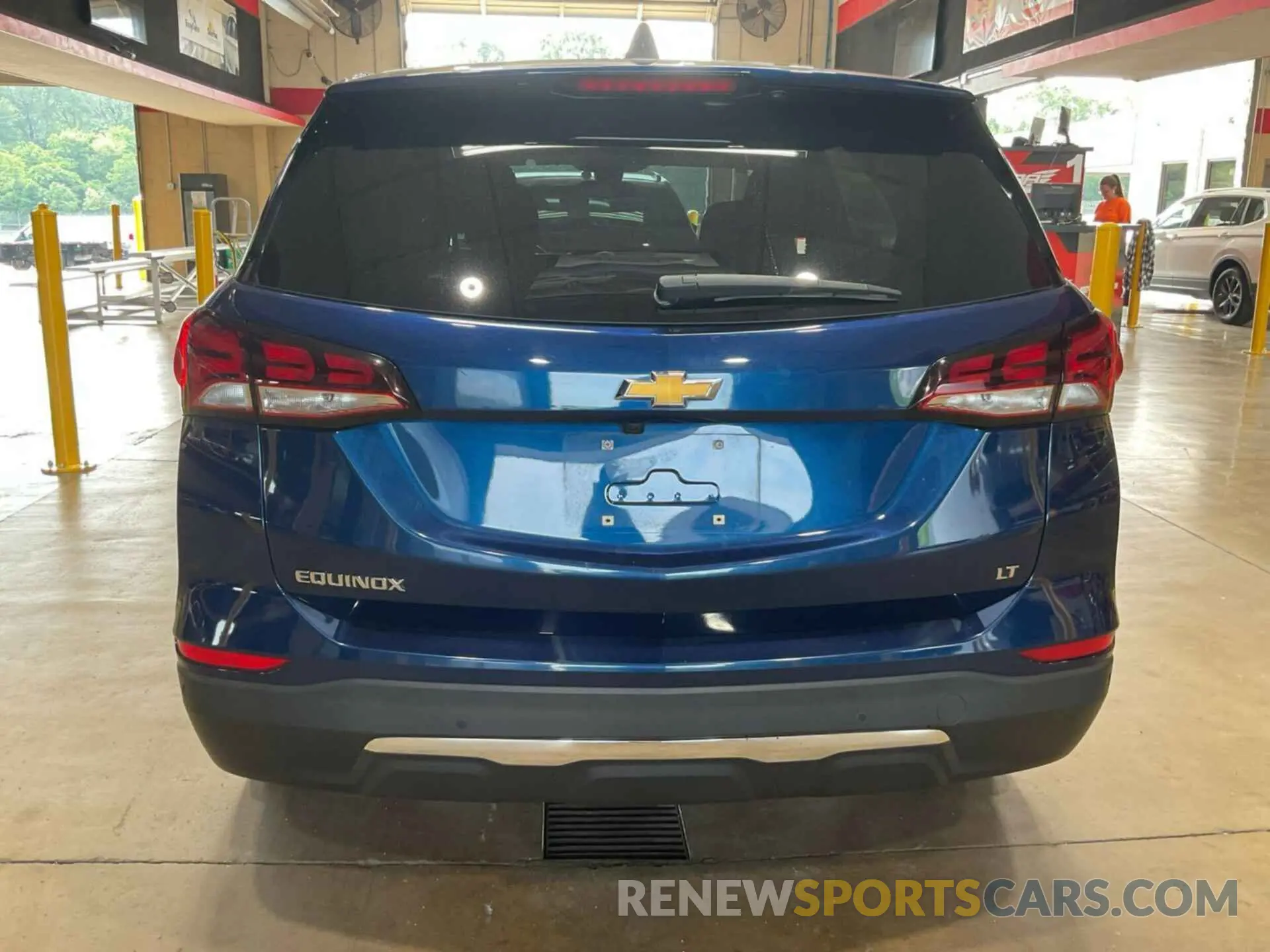 13 Photograph of a damaged car 3GNAXJEV6NL132398 CHEVROLET EQUINOX 2022