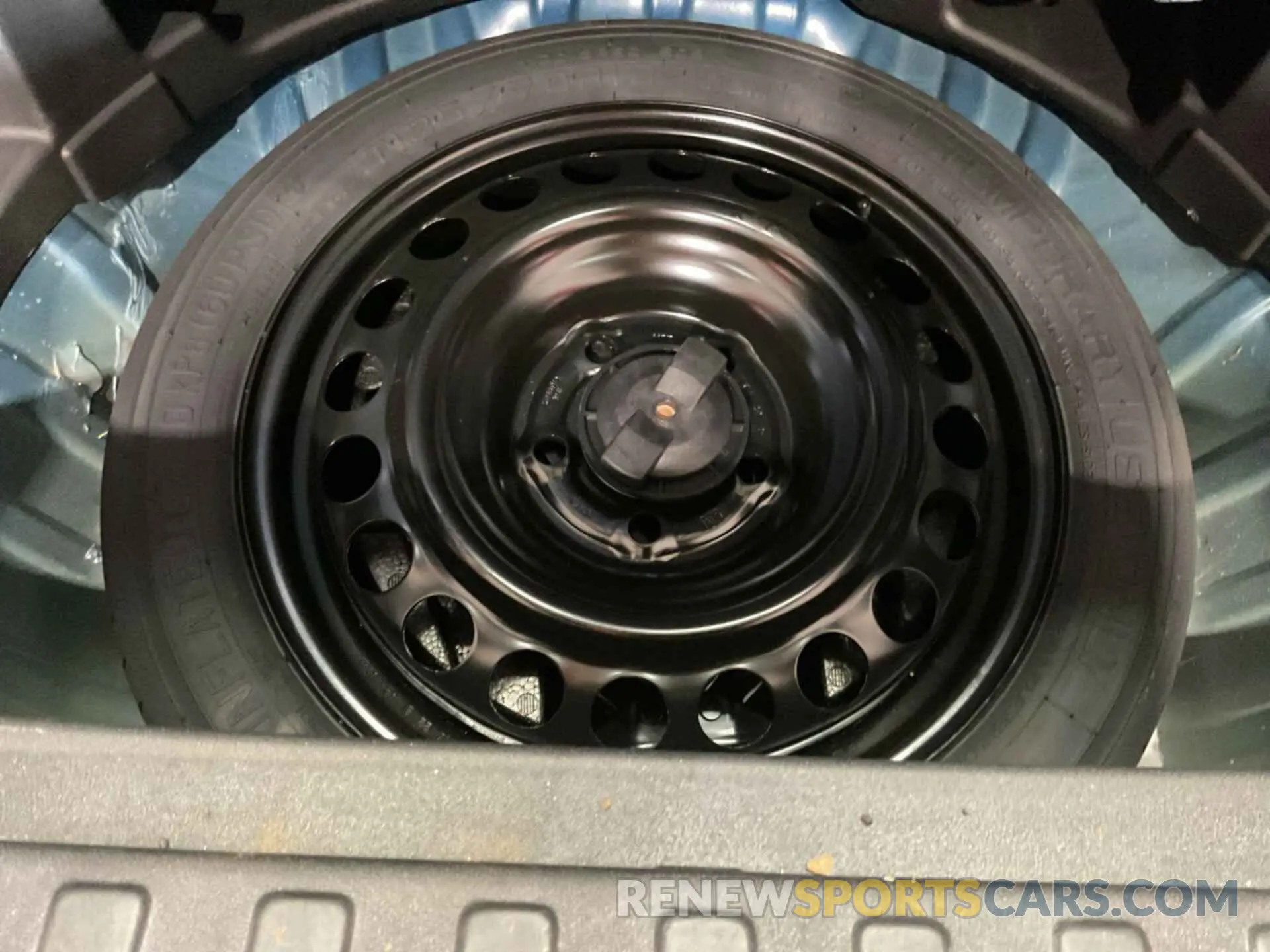 19 Photograph of a damaged car 3GNAXJEV6NL132398 CHEVROLET EQUINOX 2022