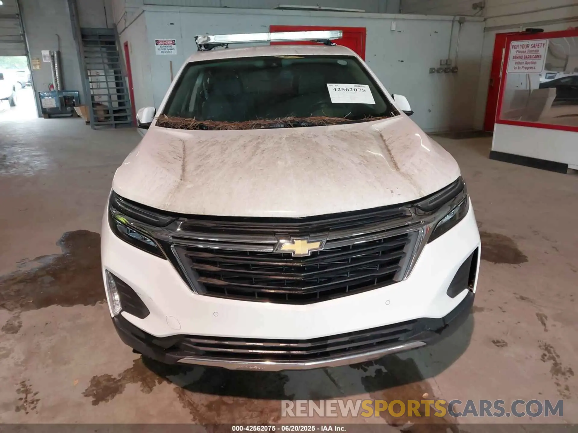 12 Photograph of a damaged car 3GNAXJEV6NL133051 CHEVROLET EQUINOX 2022