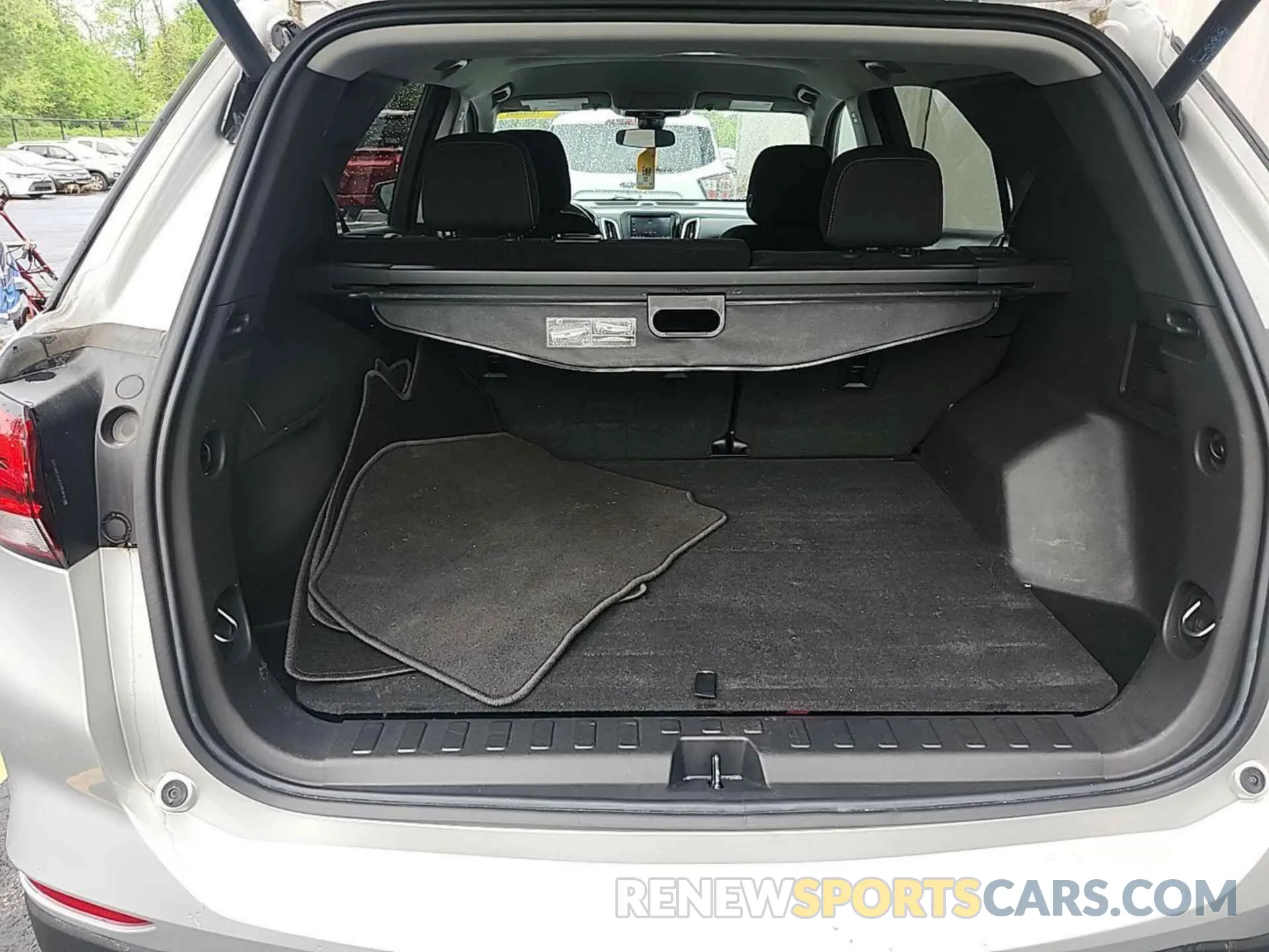 23 Photograph of a damaged car 3GNAXJEV7NL134984 CHEVROLET EQUINOX 2022