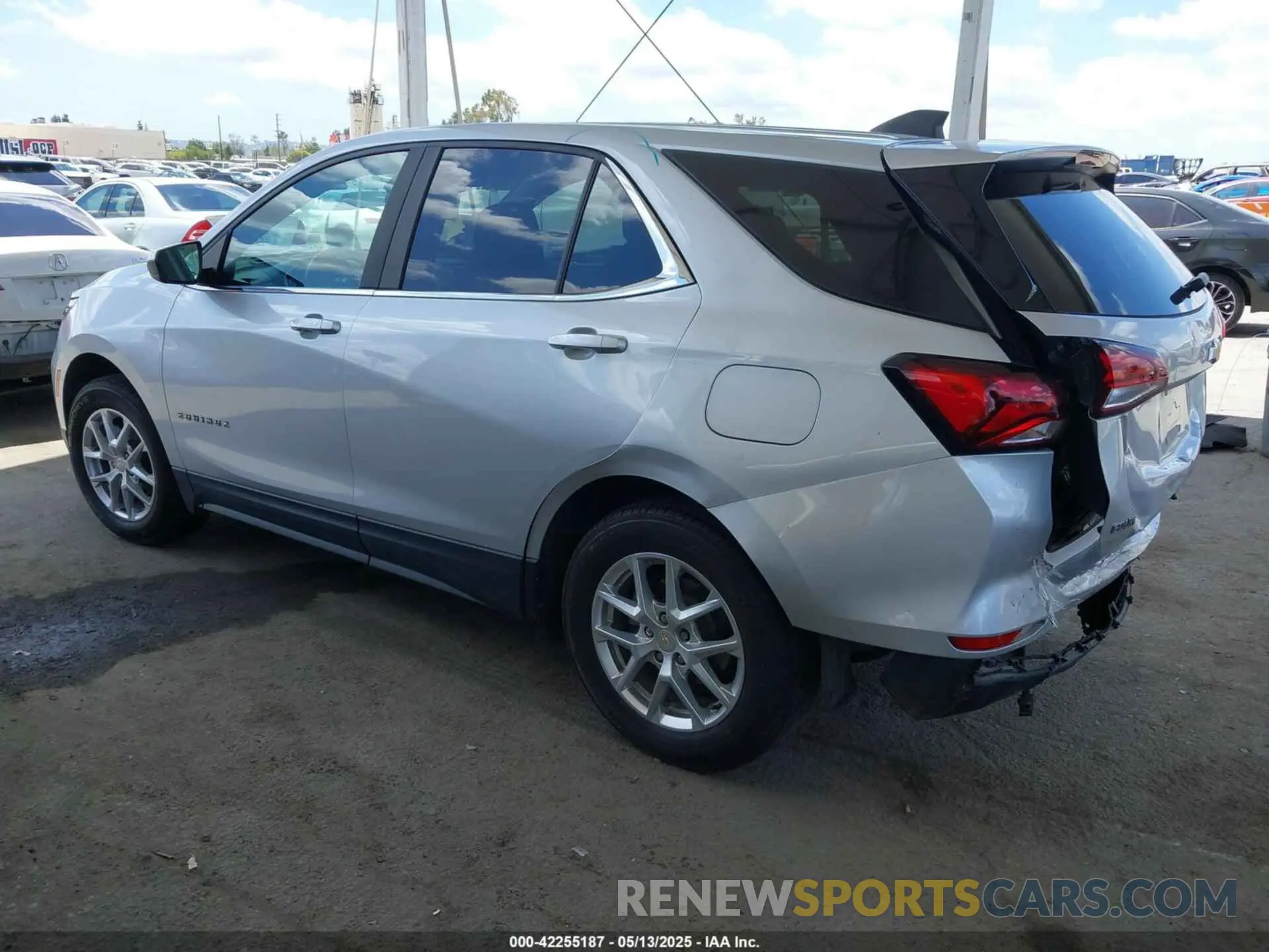 3 Photograph of a damaged car 3GNAXJEV7NL224880 CHEVROLET EQUINOX 2022