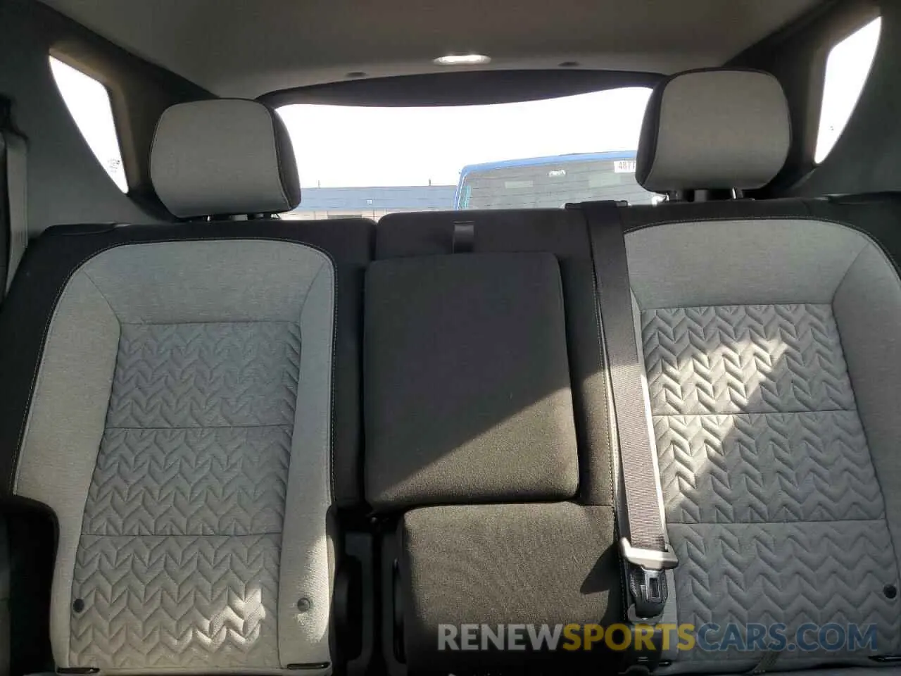 10 Photograph of a damaged car 3GNAXJEV8NS158362 CHEVROLET EQUINOX 2022