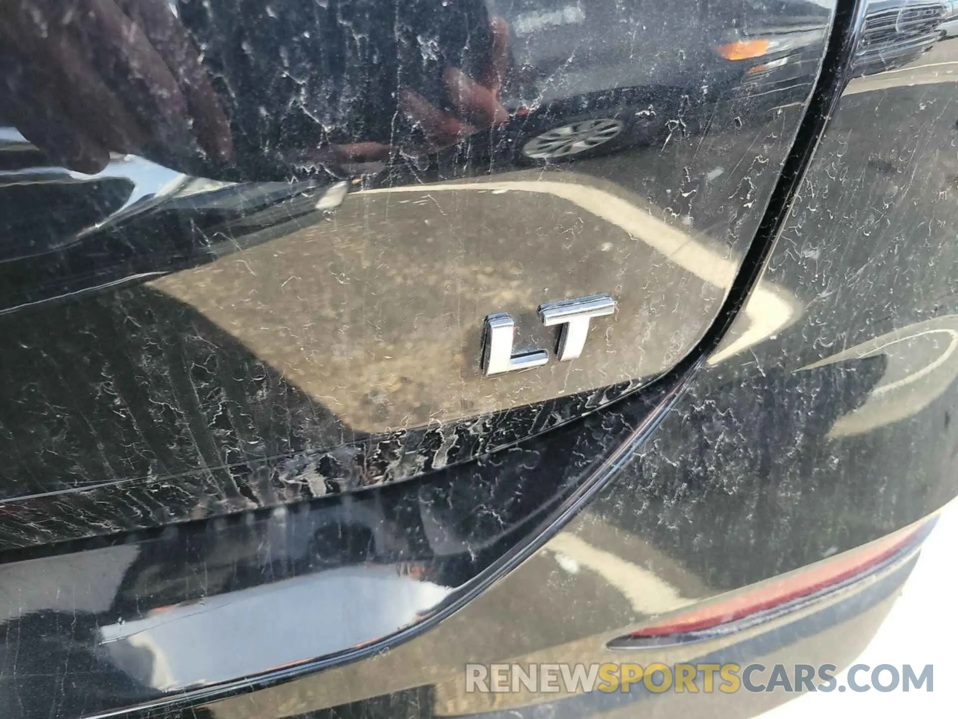 18 Photograph of a damaged car 3GNAXJEV9NL143251 CHEVROLET EQUINOX 2022