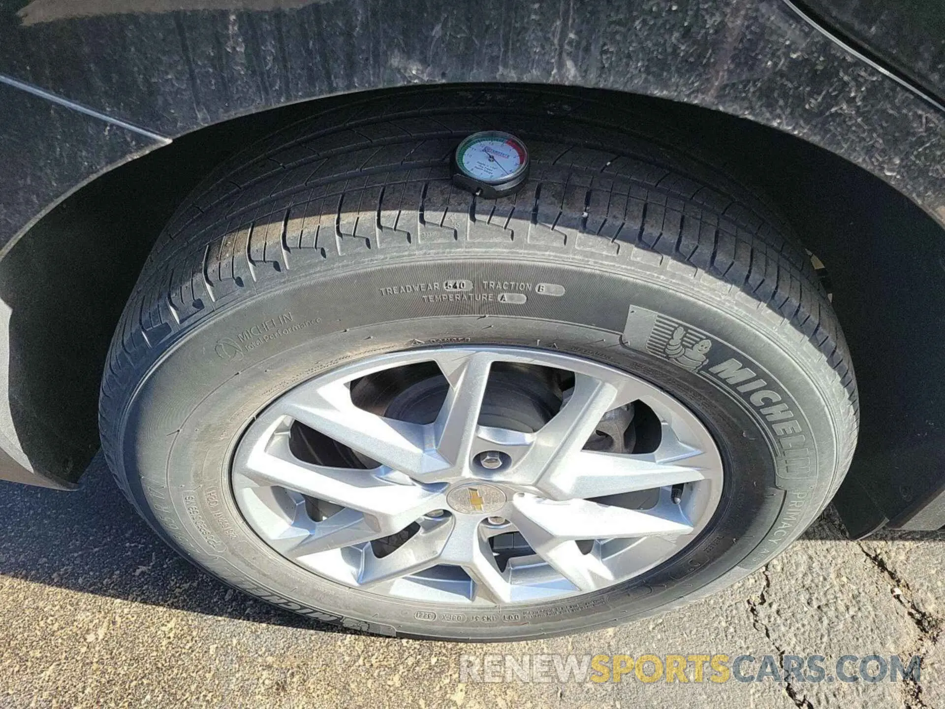 2 Photograph of a damaged car 3GNAXJEV9NL143251 CHEVROLET EQUINOX 2022