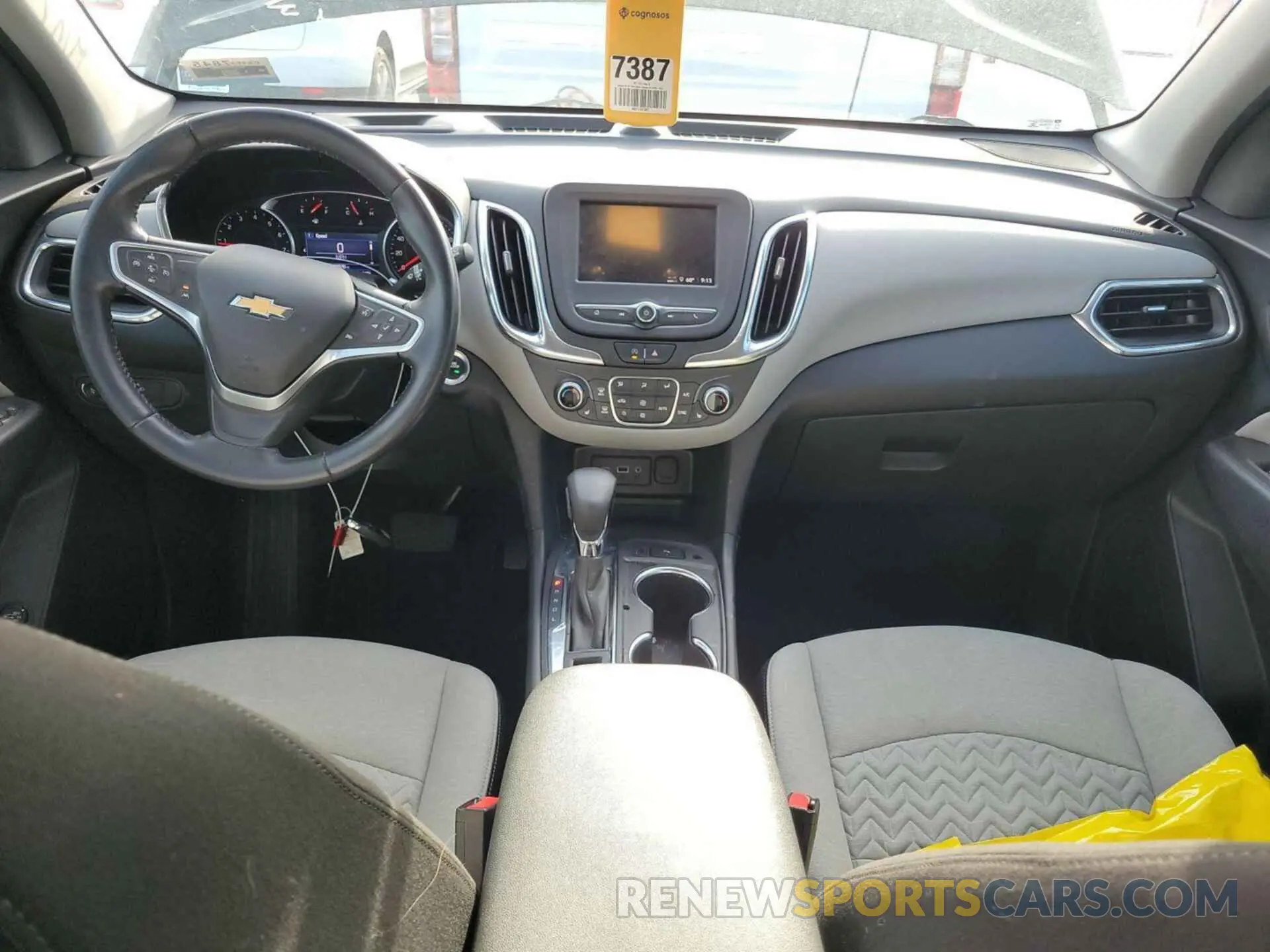 9 Photograph of a damaged car 3GNAXJEV9NL143251 CHEVROLET EQUINOX 2022