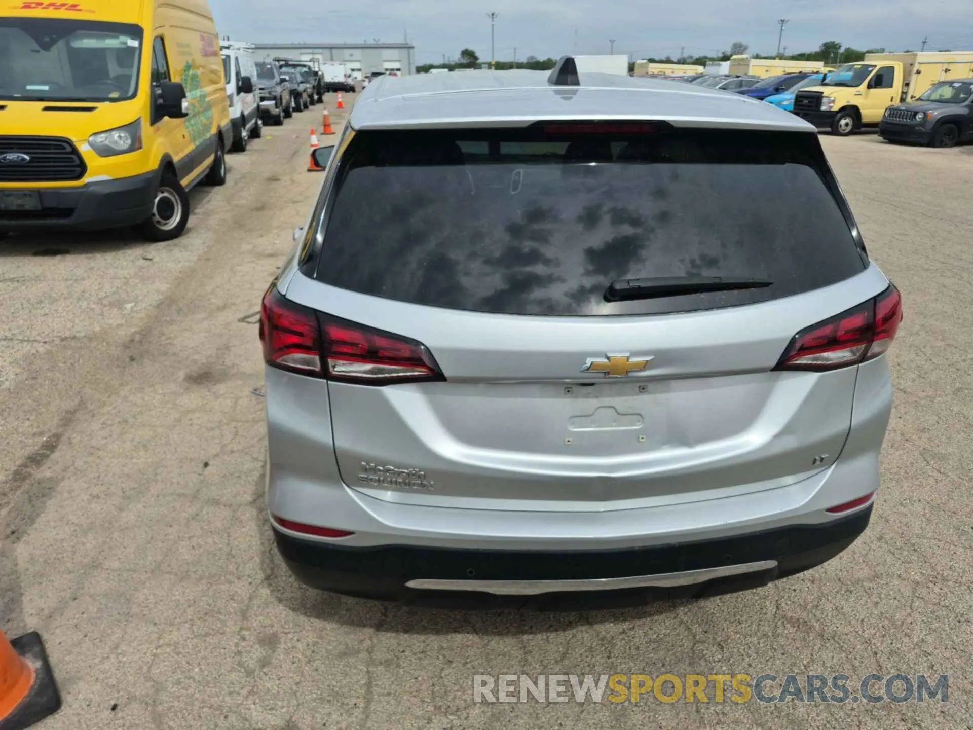 19 Photograph of a damaged car 3GNAXJEV9NS158306 CHEVROLET EQUINOX 2022