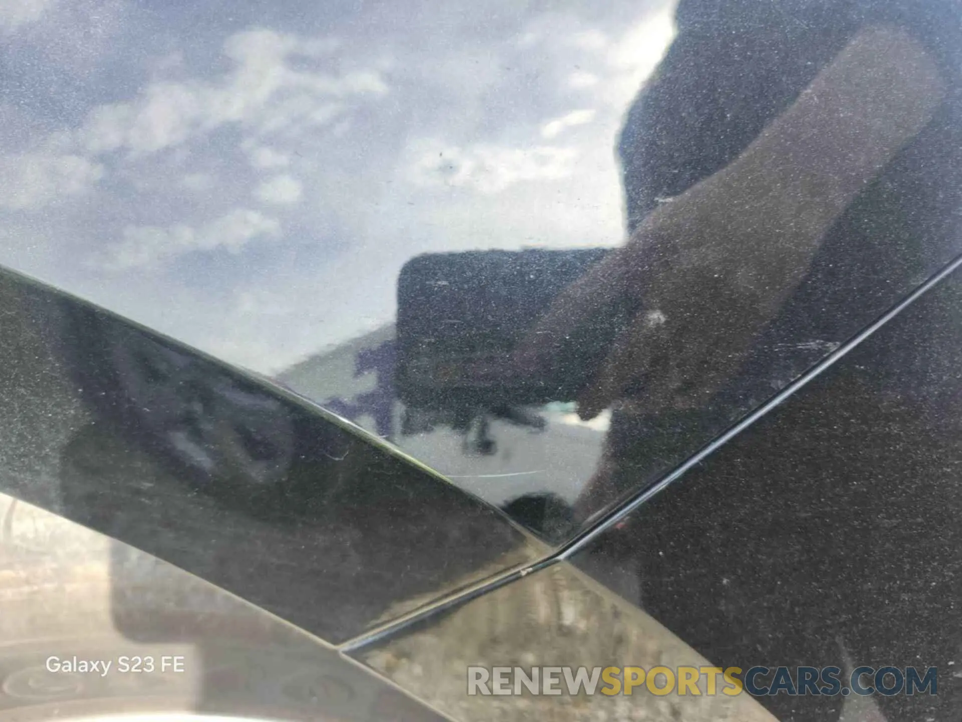 18 Photograph of a damaged car 3GNAXJEVXNL133702 CHEVROLET EQUINOX 2022