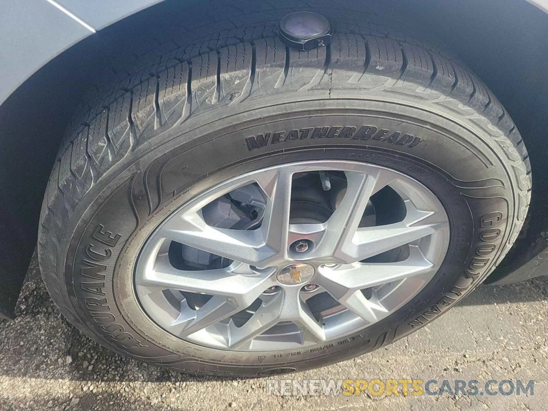 12 Photograph of a damaged car 3GNAXJEVXNL143436 CHEVROLET EQUINOX 2022