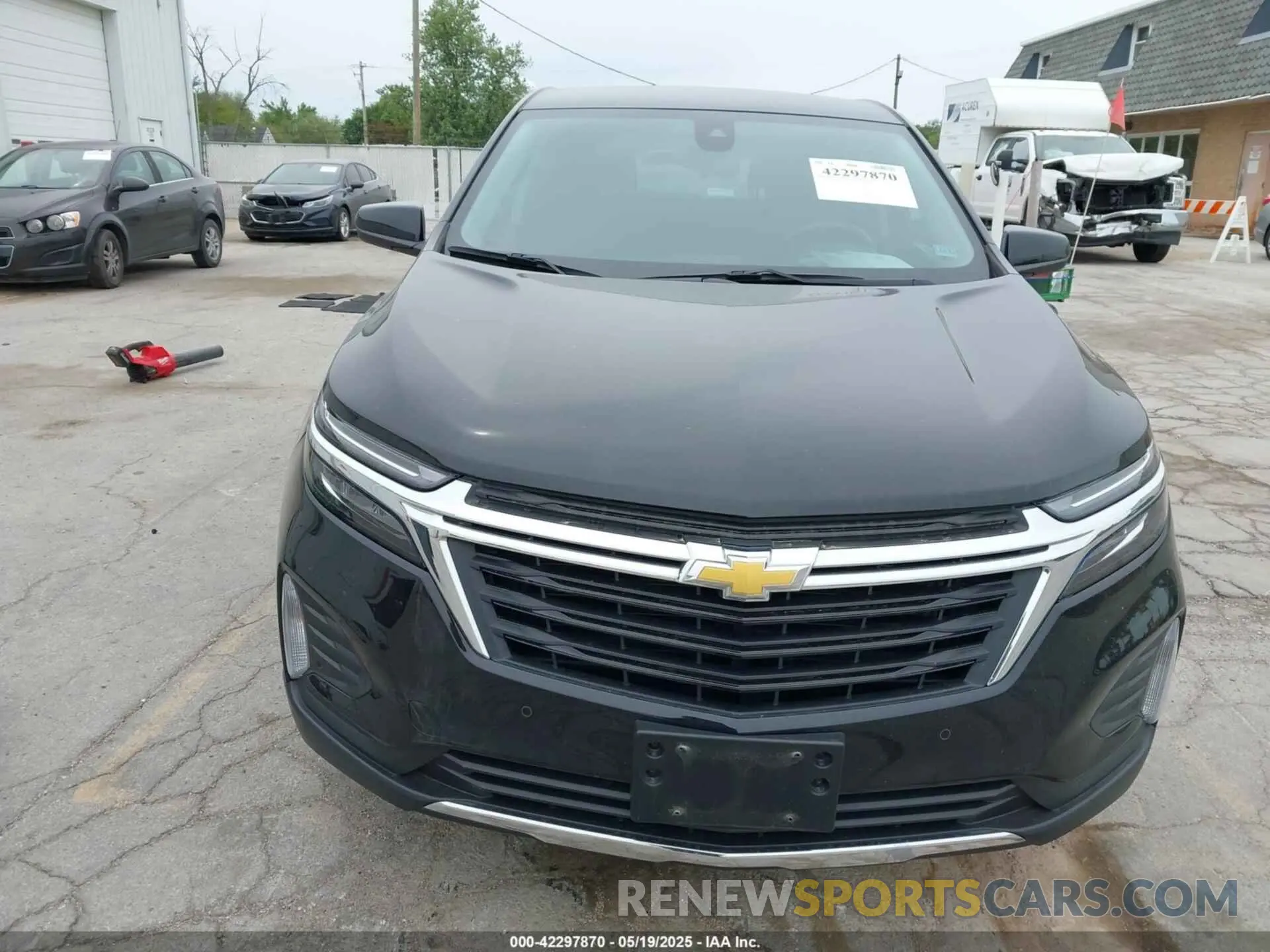 12 Photograph of a damaged car 3GNAXKEV0NL108832 CHEVROLET EQUINOX 2022