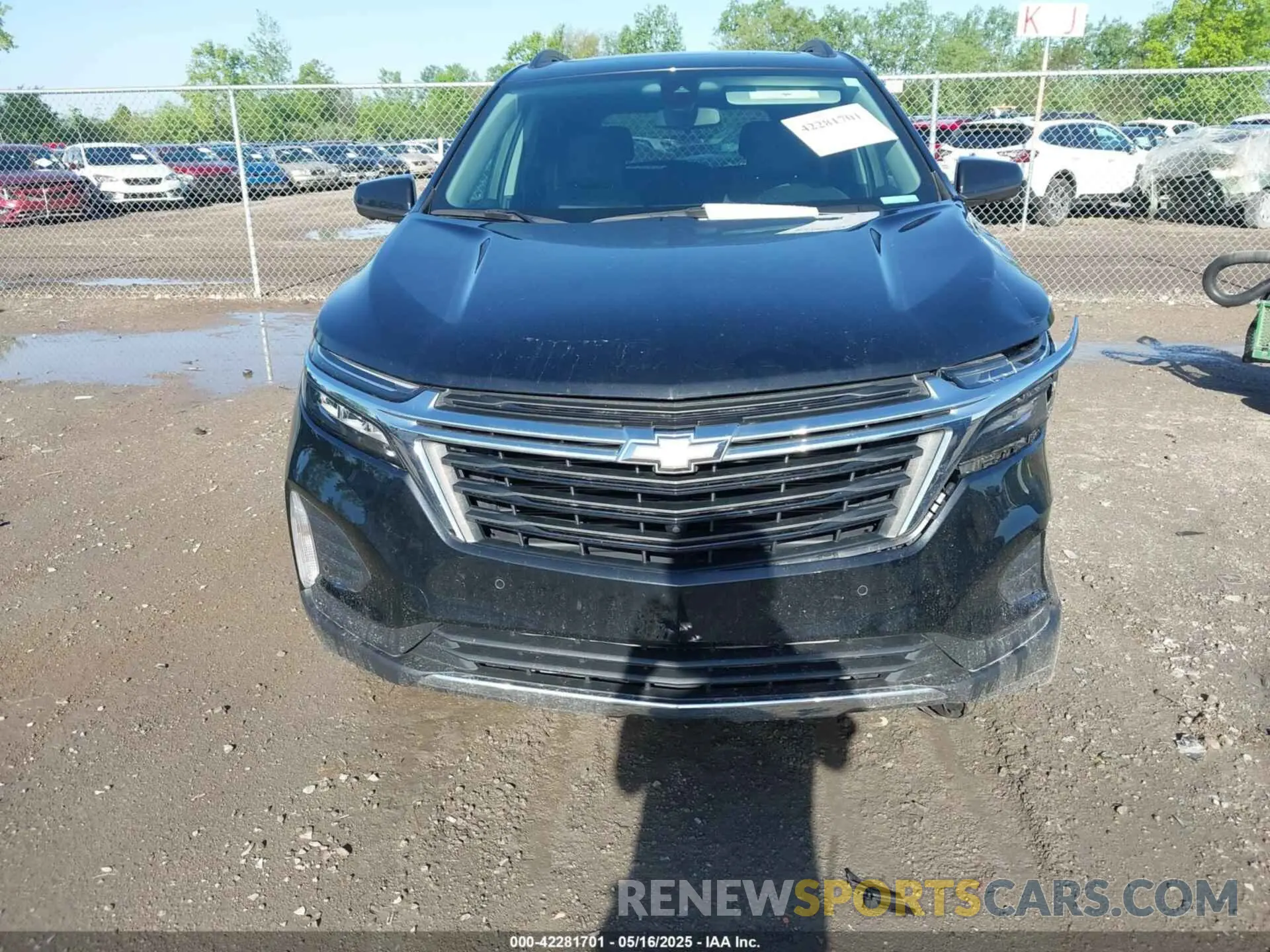 12 Photograph of a damaged car 3GNAXKEV0NL166990 CHEVROLET EQUINOX 2022