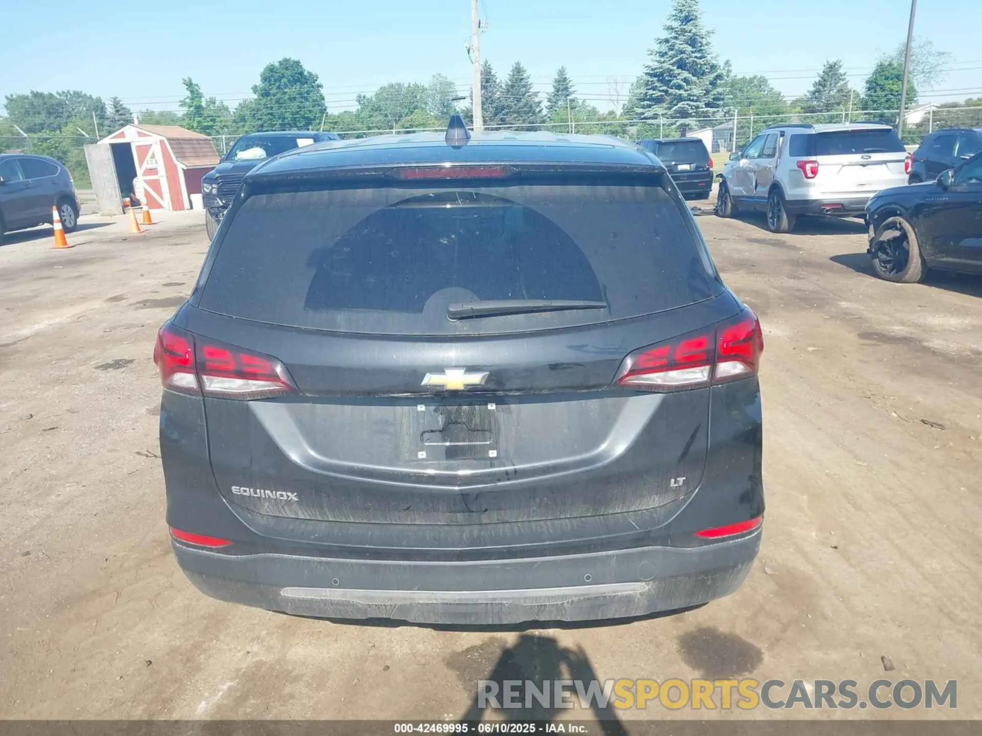 15 Photograph of a damaged car 3GNAXKEV0NL170053 CHEVROLET EQUINOX 2022