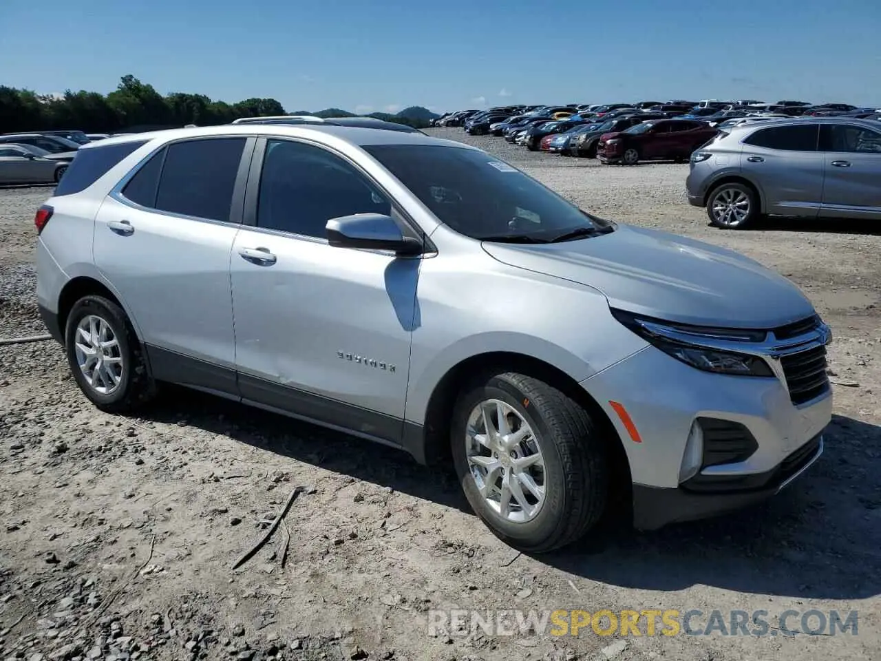 4 Photograph of a damaged car 3GNAXKEV0NL204802 CHEVROLET EQUINOX 2022