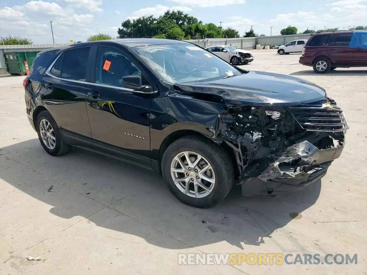 4 Photograph of a damaged car 3GNAXKEV0NL223012 CHEVROLET EQUINOX 2022