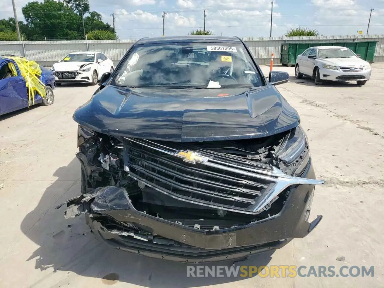 5 Photograph of a damaged car 3GNAXKEV0NL223012 CHEVROLET EQUINOX 2022