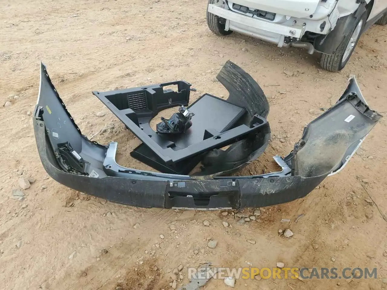 13 Photograph of a damaged car 3GNAXKEV0NL228047 CHEVROLET EQUINOX 2022