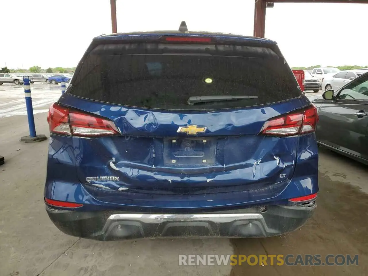 6 Photograph of a damaged car 3GNAXKEV0NL295330 CHEVROLET EQUINOX 2022
