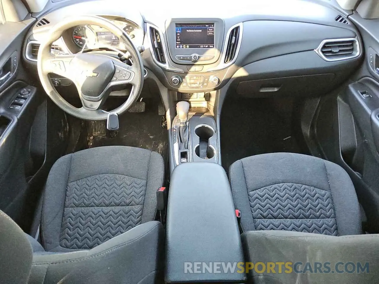 8 Photograph of a damaged car 3GNAXKEV0NL295330 CHEVROLET EQUINOX 2022