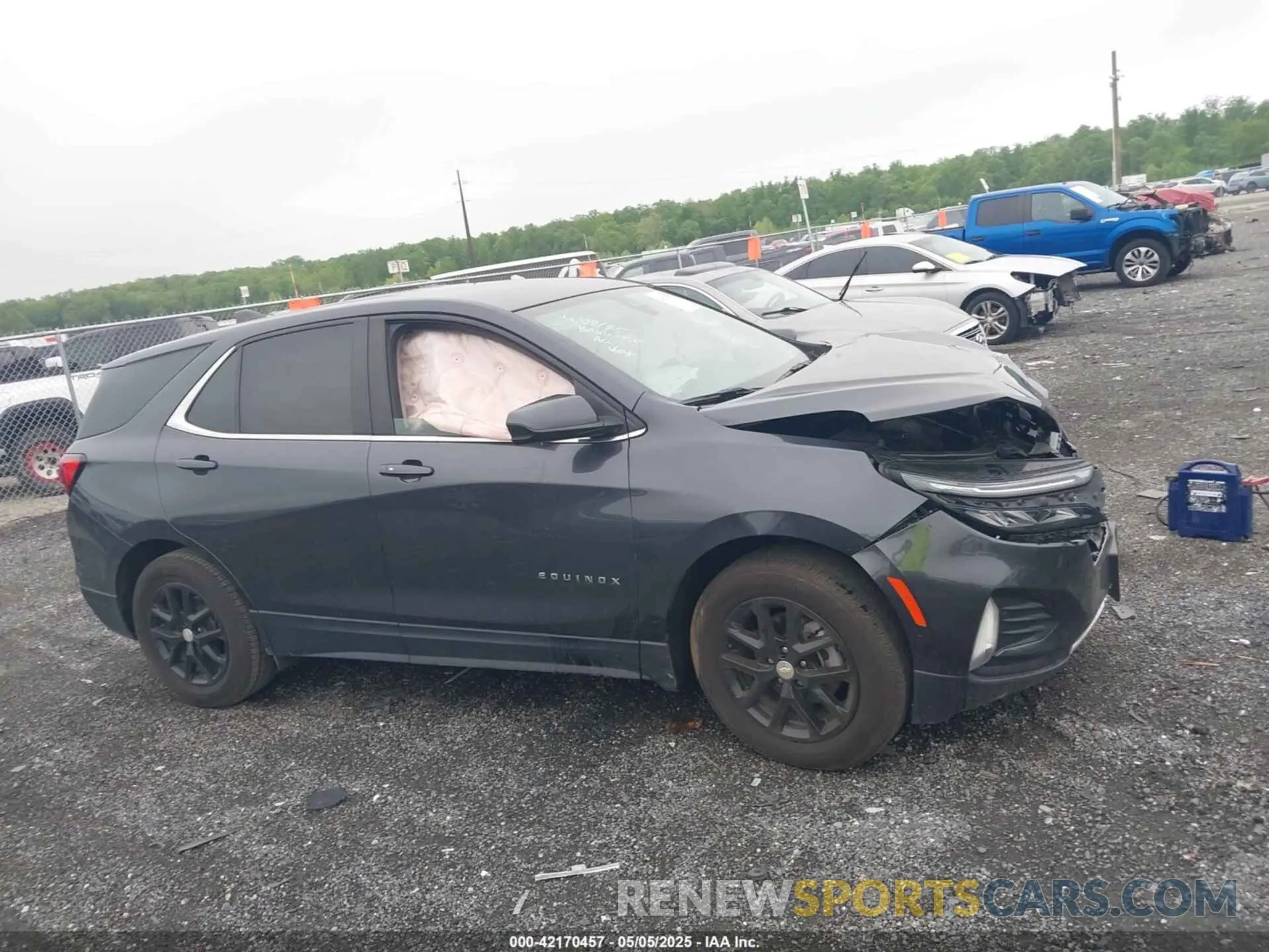 13 Photograph of a damaged car 3GNAXKEV0NS100297 CHEVROLET EQUINOX 2022