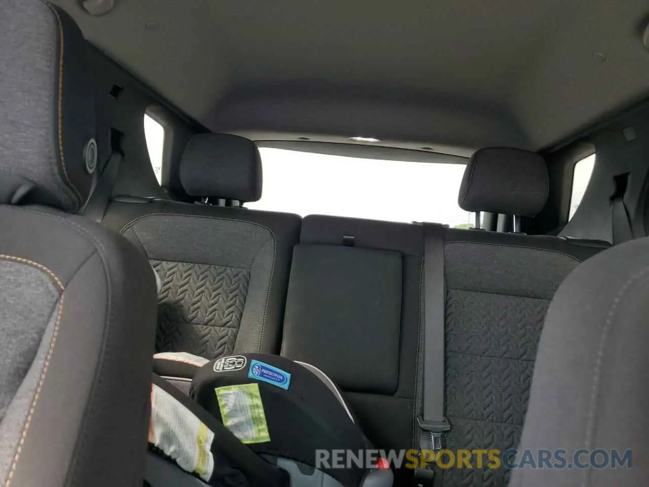 10 Photograph of a damaged car 3GNAXKEV0NS192771 CHEVROLET EQUINOX 2022