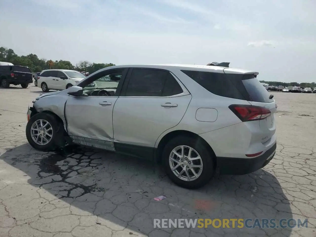 2 Photograph of a damaged car 3GNAXKEV0NS192771 CHEVROLET EQUINOX 2022