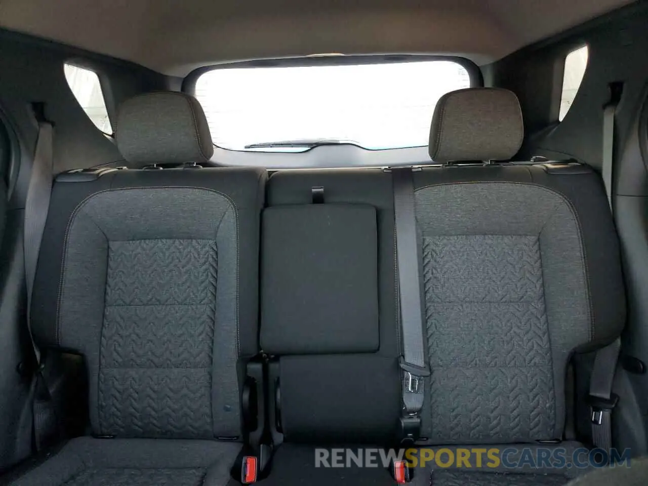 10 Photograph of a damaged car 3GNAXKEV0NS244335 CHEVROLET EQUINOX 2022
