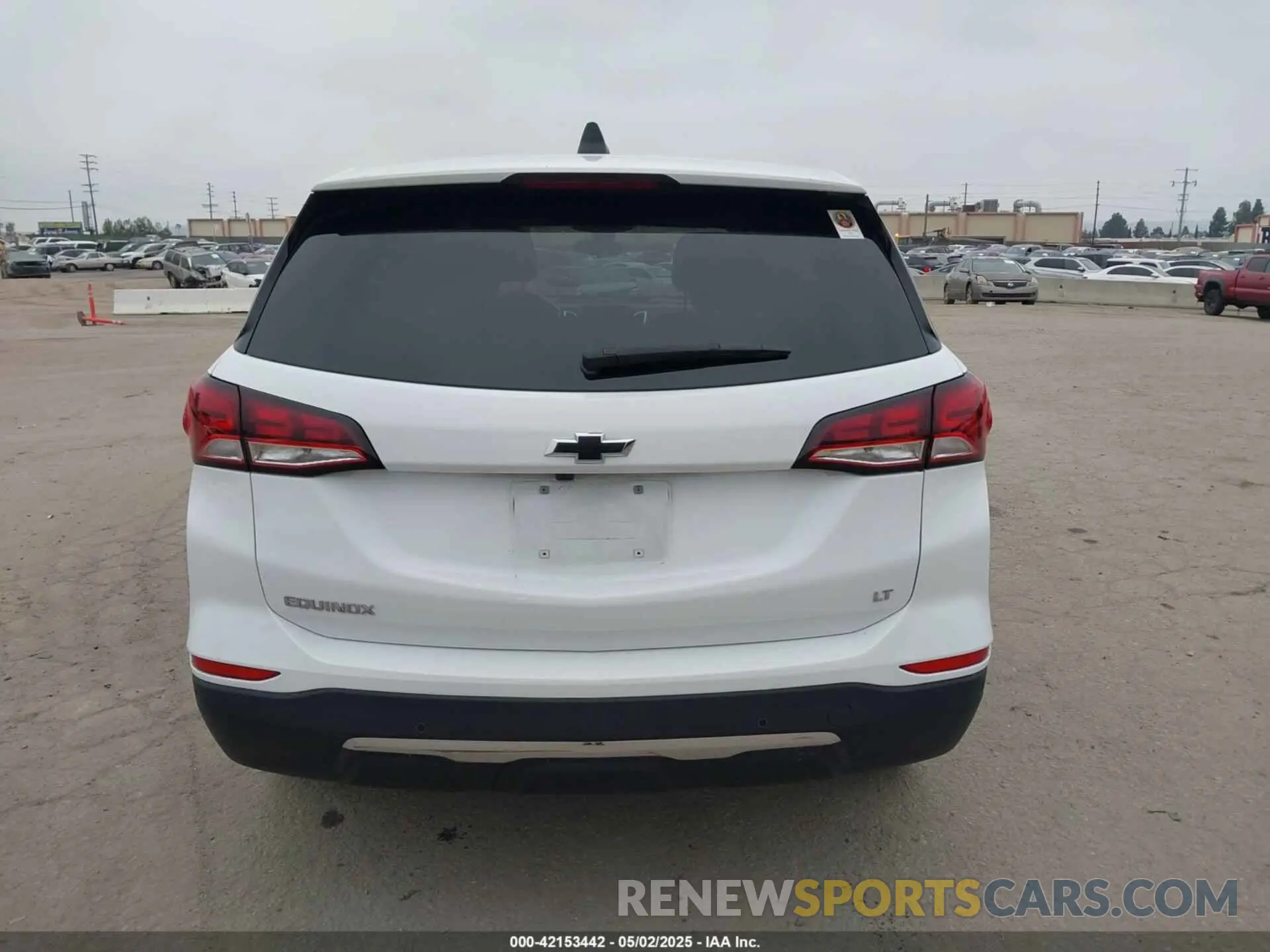 16 Photograph of a damaged car 3GNAXKEV1NL112856 CHEVROLET EQUINOX 2022