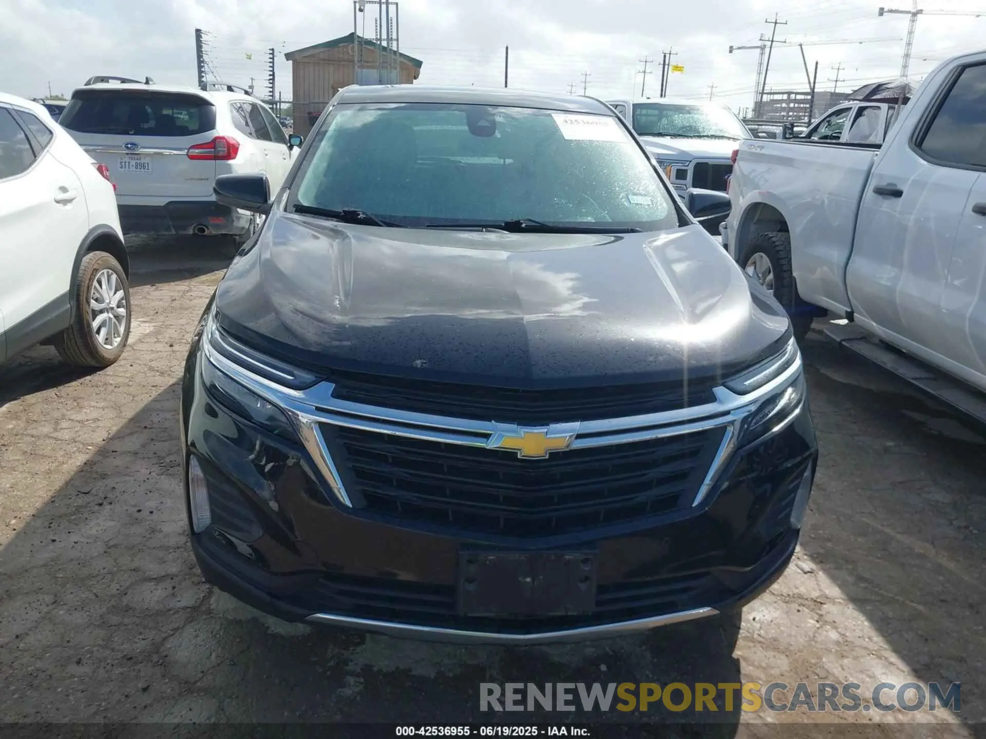 12 Photograph of a damaged car 3GNAXKEV1NL123095 CHEVROLET EQUINOX 2022