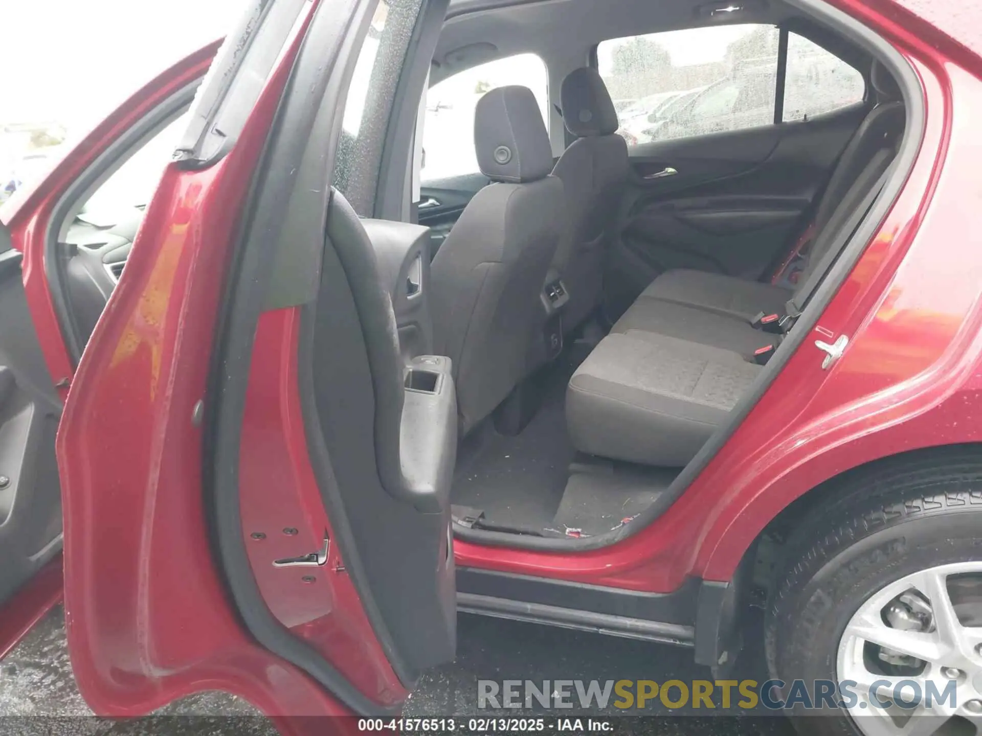 8 Photograph of a damaged car 3GNAXKEV1NL183605 CHEVROLET EQUINOX 2022