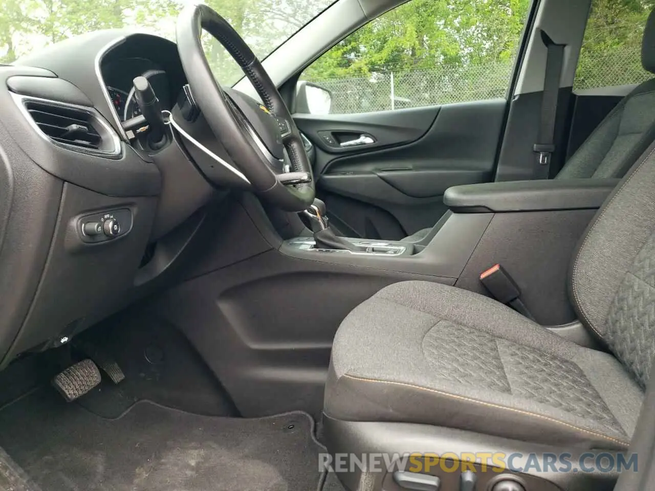 7 Photograph of a damaged car 3GNAXKEV1NL233726 CHEVROLET EQUINOX 2022