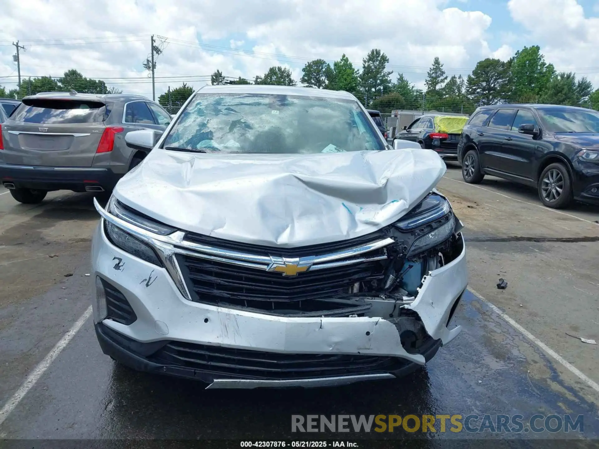 12 Photograph of a damaged car 3GNAXKEV1NS189037 CHEVROLET EQUINOX 2022