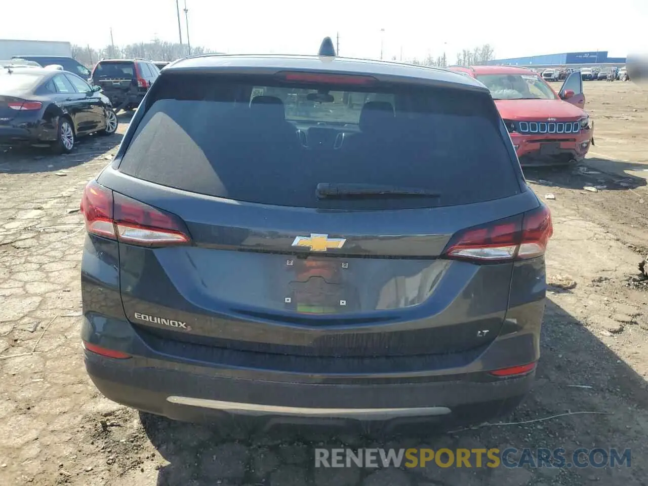 6 Photograph of a damaged car 3GNAXKEV1NS197946 CHEVROLET EQUINOX 2022