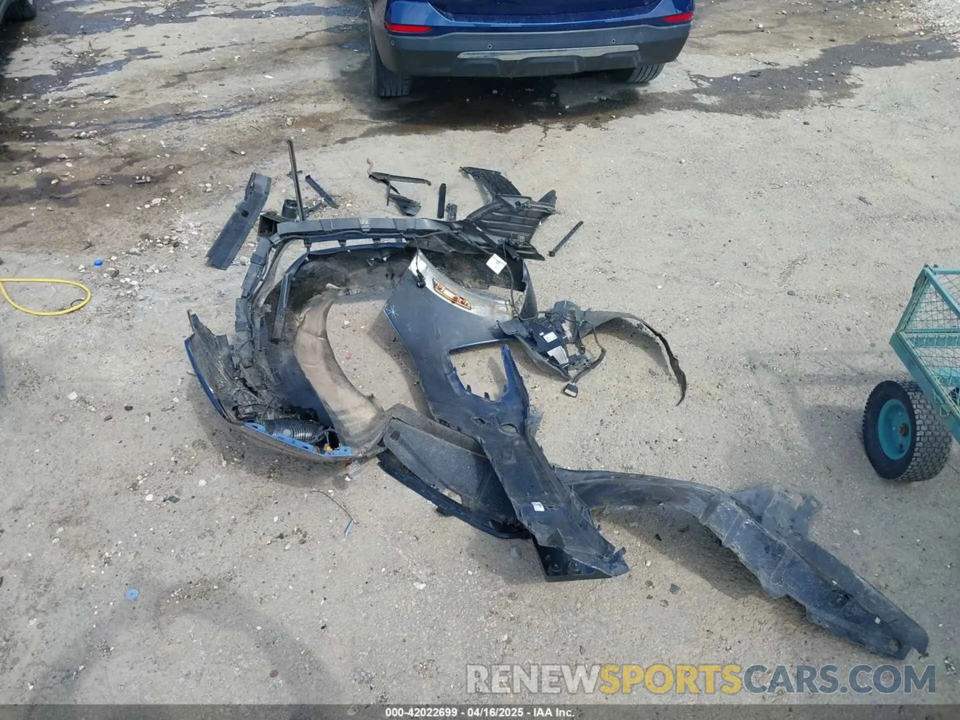 18 Photograph of a damaged car 3GNAXKEV2NL131190 CHEVROLET EQUINOX 2022