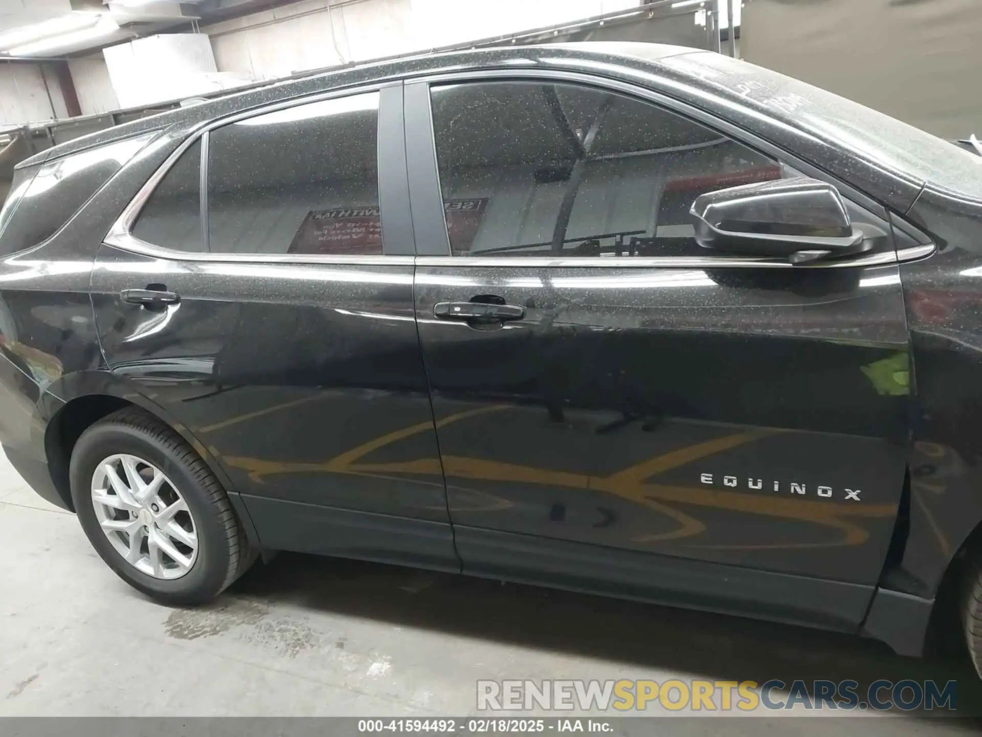 13 Photograph of a damaged car 3GNAXKEV2NL250051 CHEVROLET EQUINOX 2022
